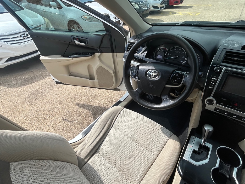 Photo 23 of this TOYOTA CAMRY