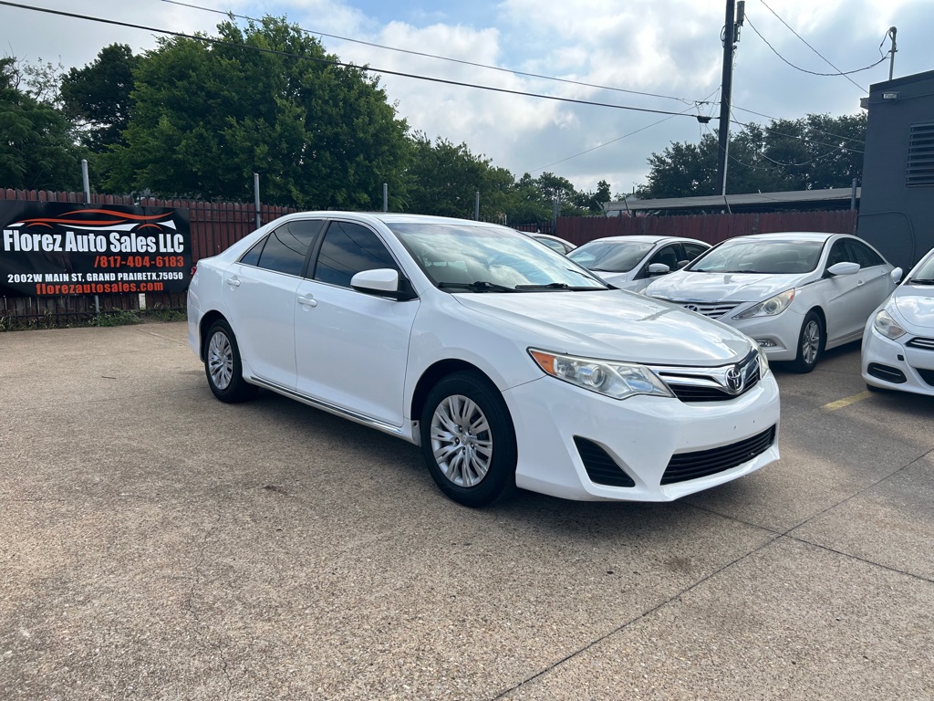 2014 TOYOTA CAMRY