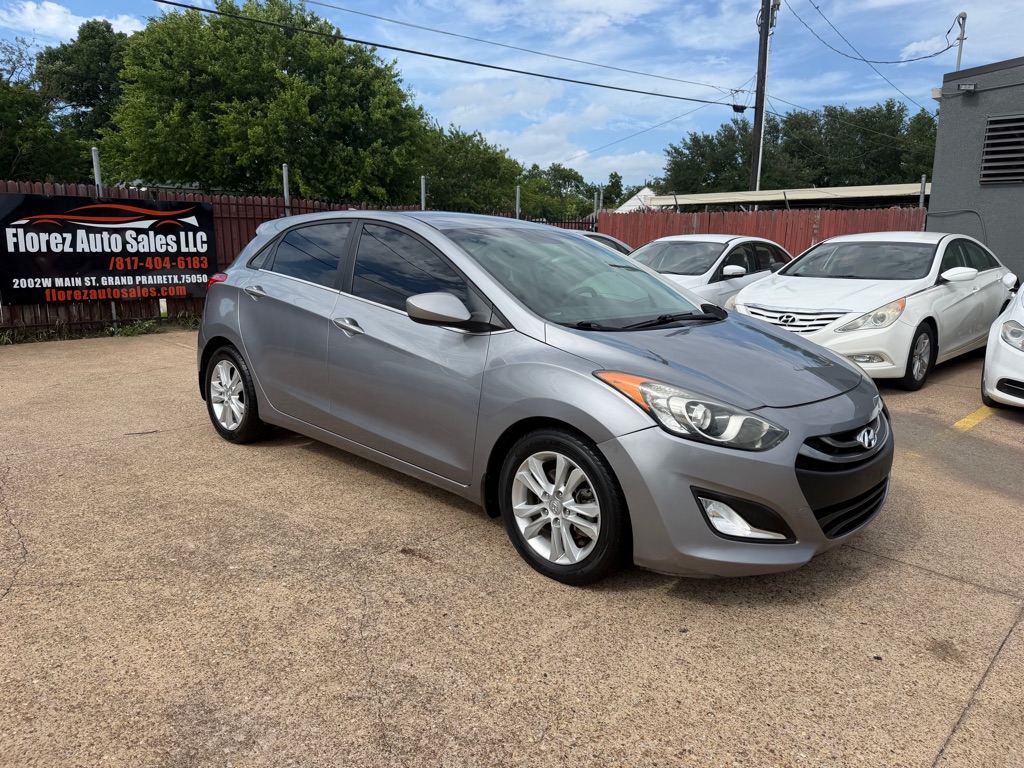 Gray 2013 Hyundai Elantra GT FWD Hatchback Front-Wheel Drive Automatic