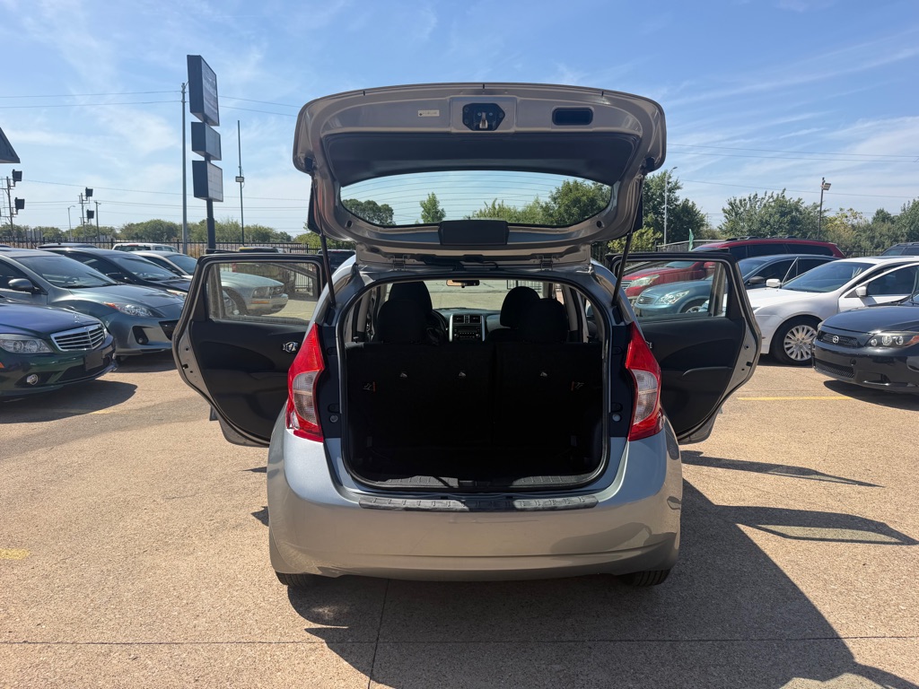 Photo 11 of this NISSAN VERSA NOTE