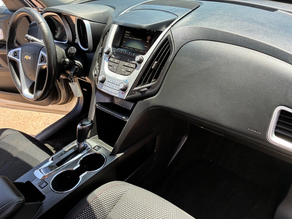 Photo 20 of this CHEVROLET EQUINOX