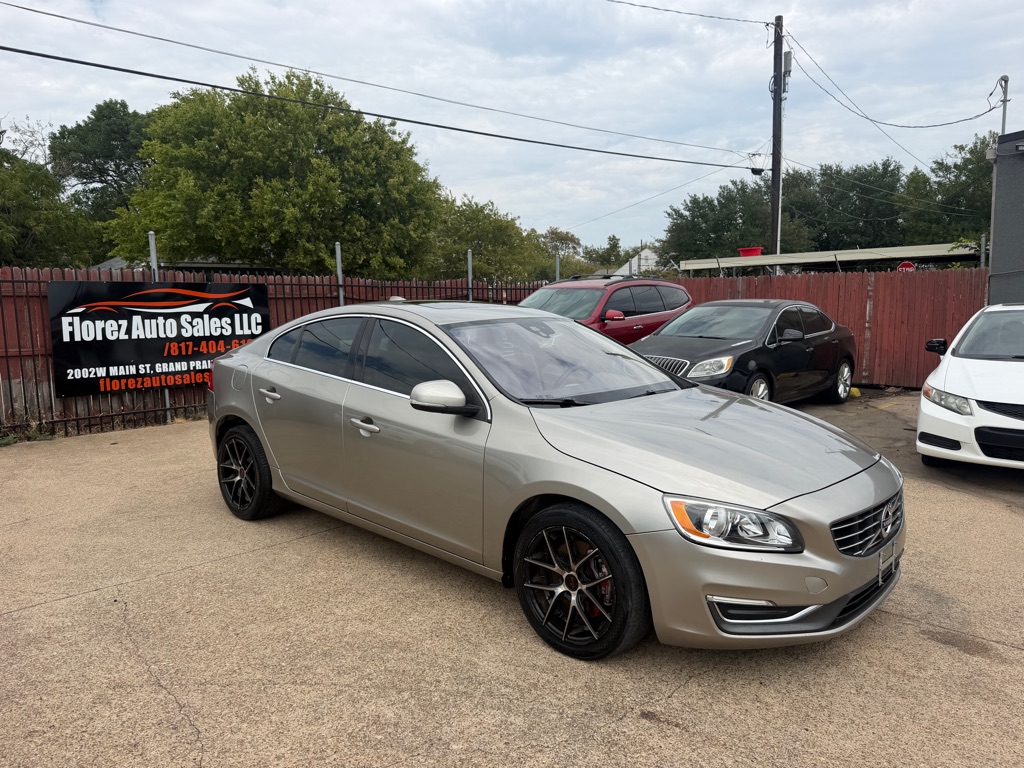 2015 VOLVO S60