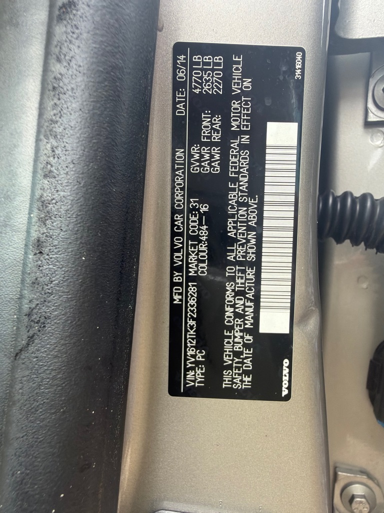 Photo 31 of this VOLVO S60