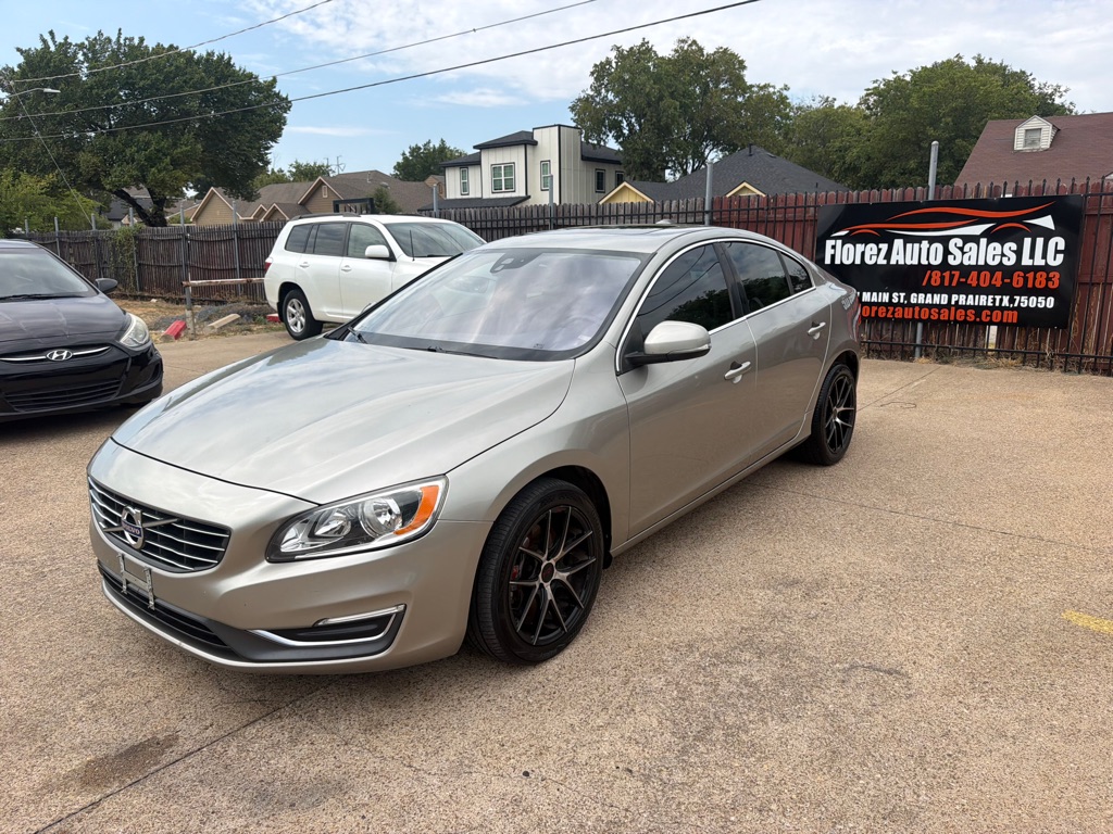 Photo 3 of this VOLVO S60