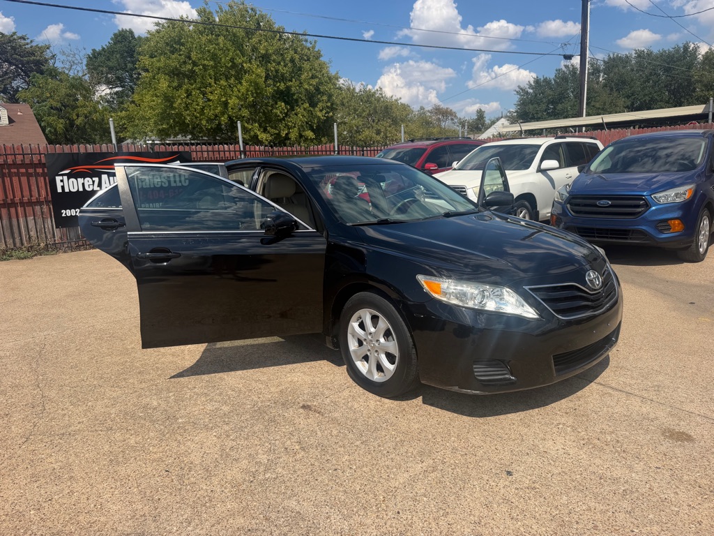 Photo 7 of this TOYOTA CAMRY