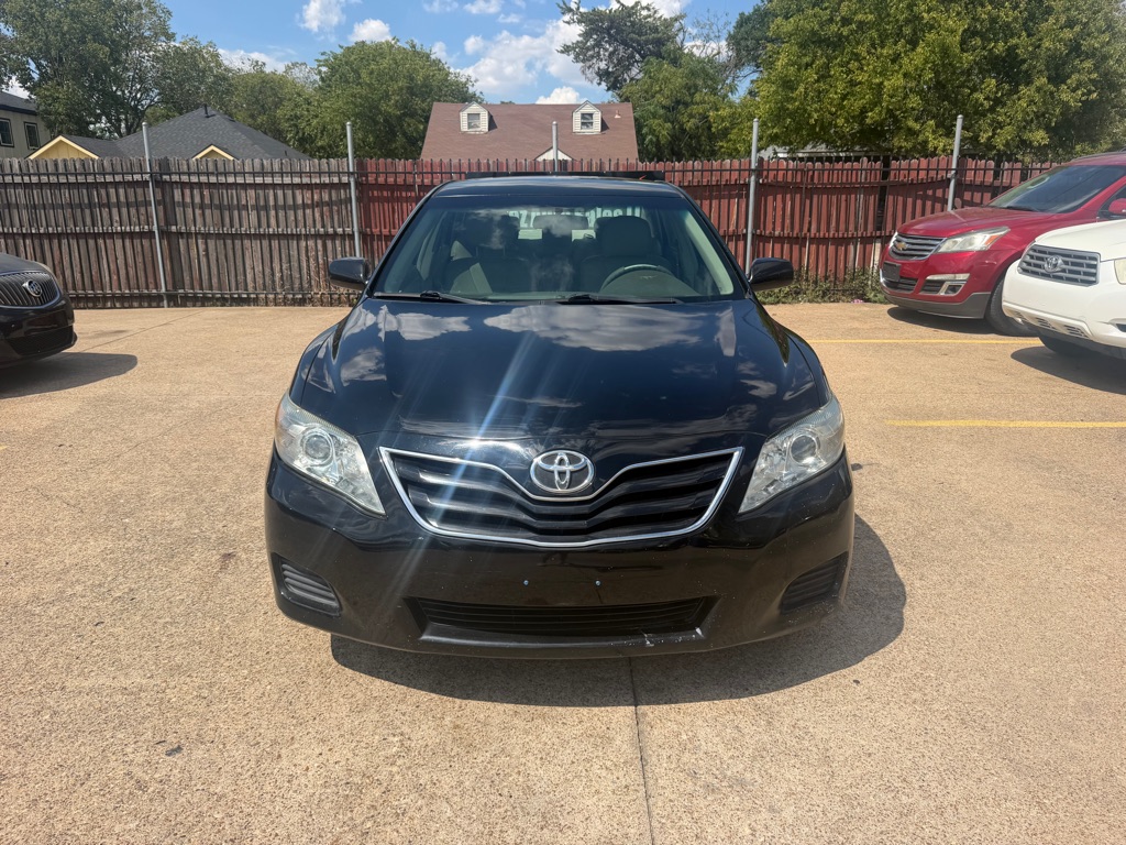 Photo 2 of this TOYOTA CAMRY