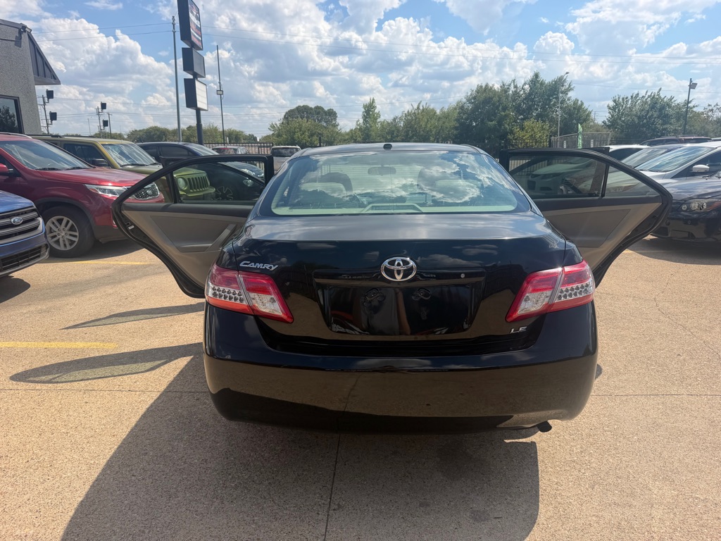 Photo 11 of this TOYOTA CAMRY