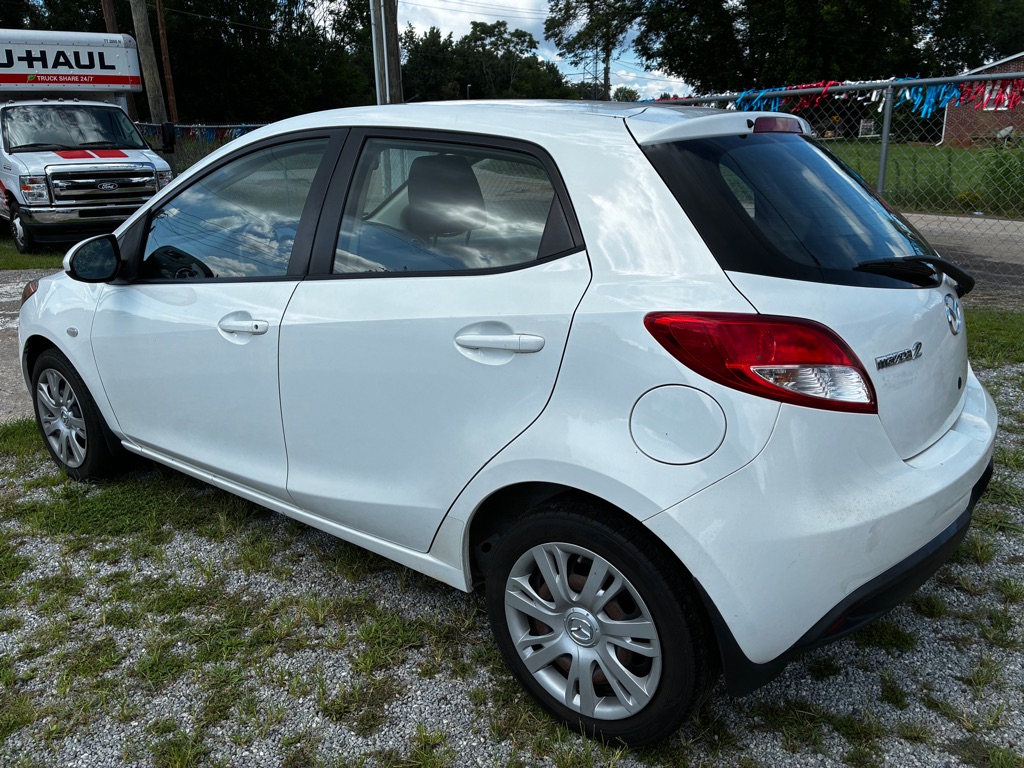 Photo 3 of this MAZDA MAZDA2