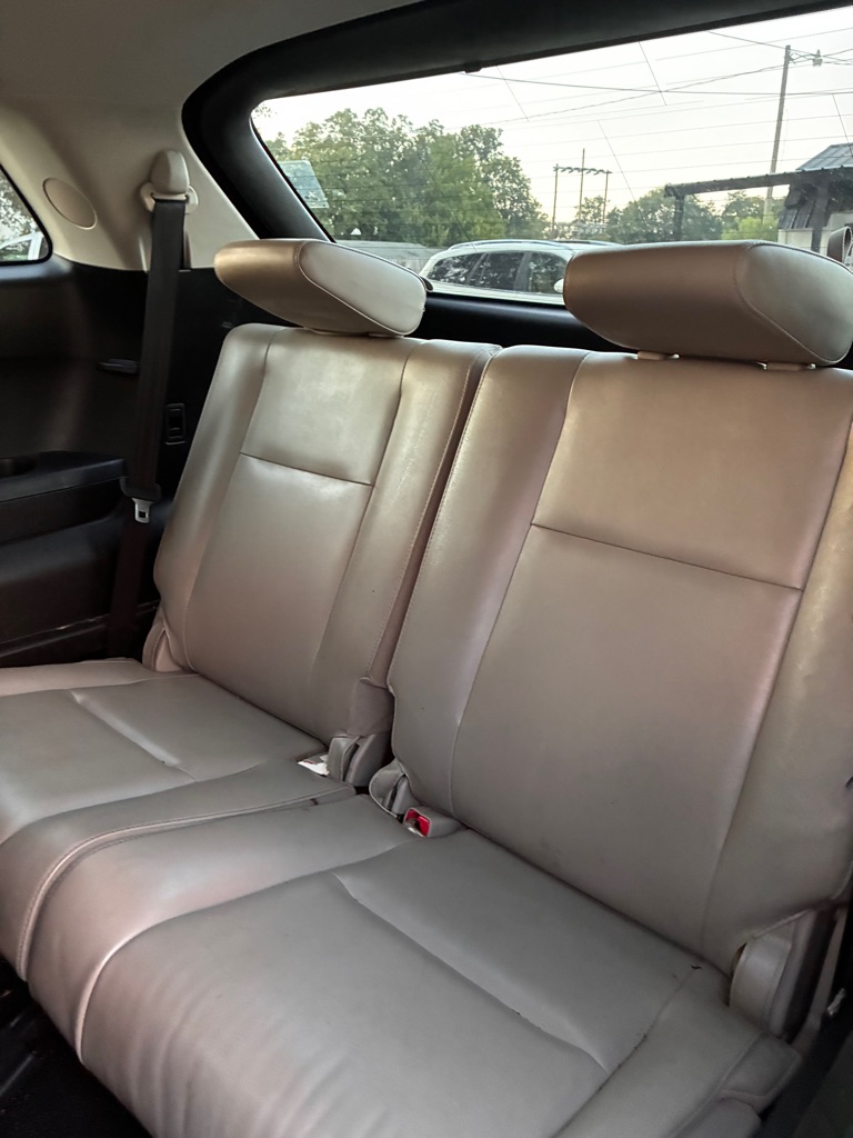 Photo 12 of this MAZDA CX-9
