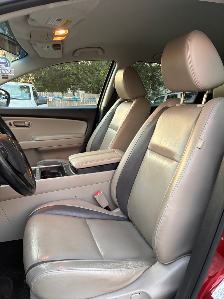 Photo 10 of this MAZDA CX-9