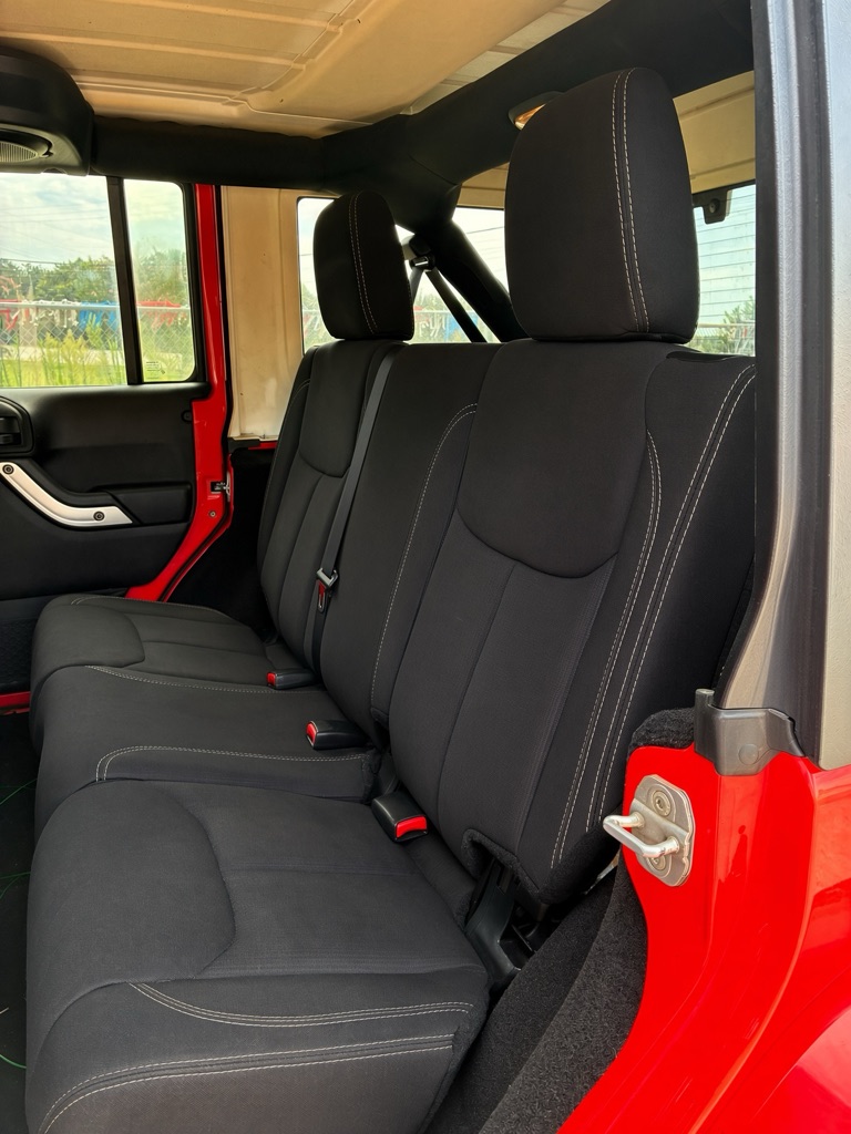 Photo 11 of this JEEP WRANGLER UNLIMI