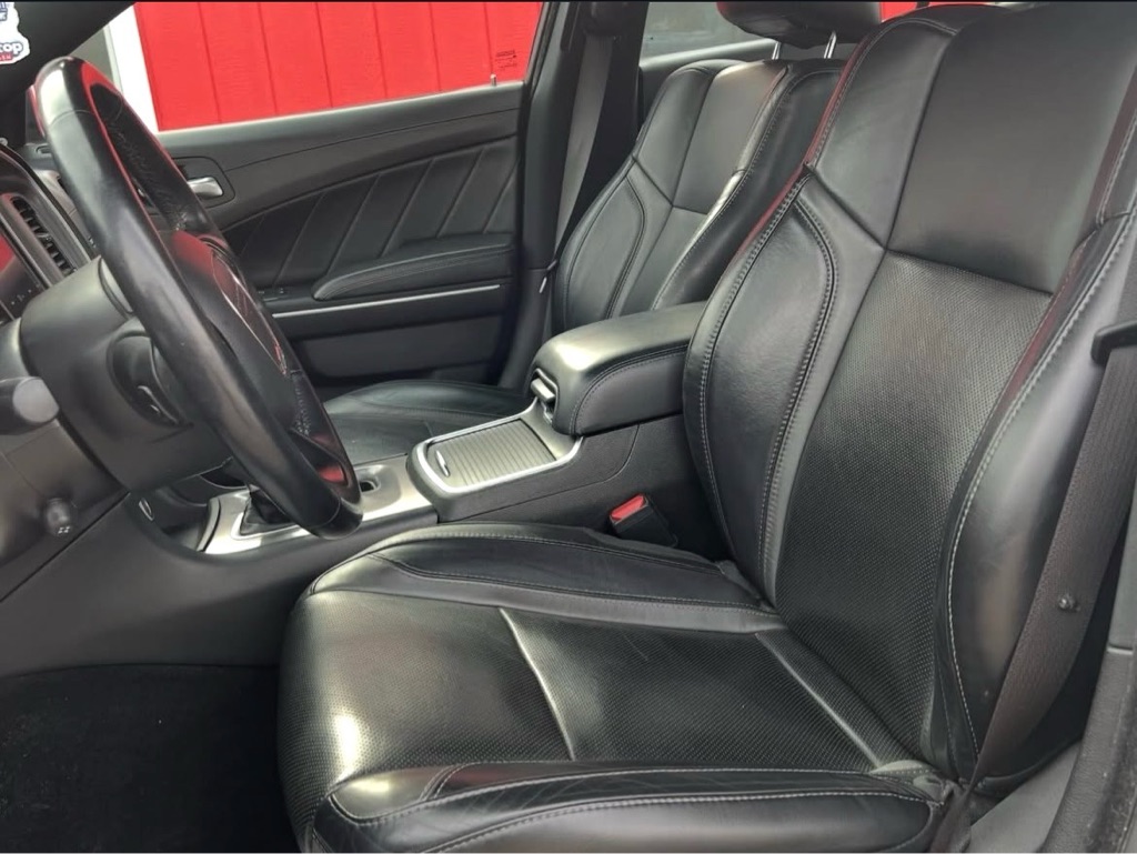 Photo 9 of this DODGE CHARGER