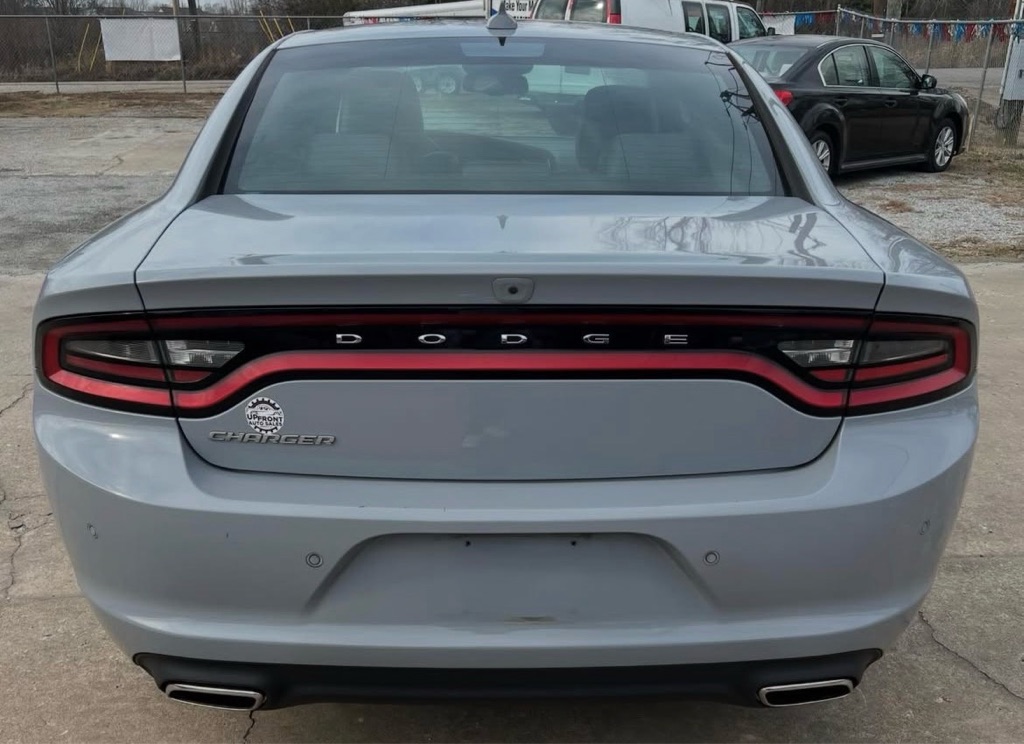 Photo 4 of this DODGE CHARGER
