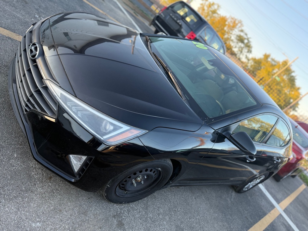 2020 Hyundai Elantra SE