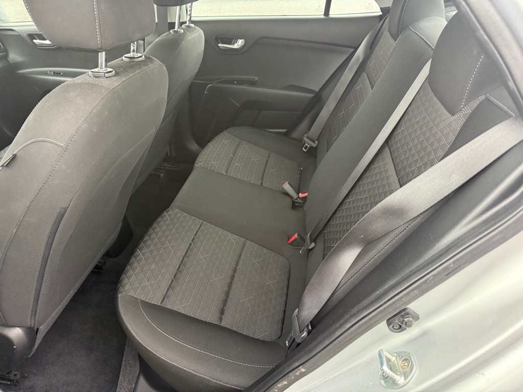 2019 Kia RIO LX - Photo 4