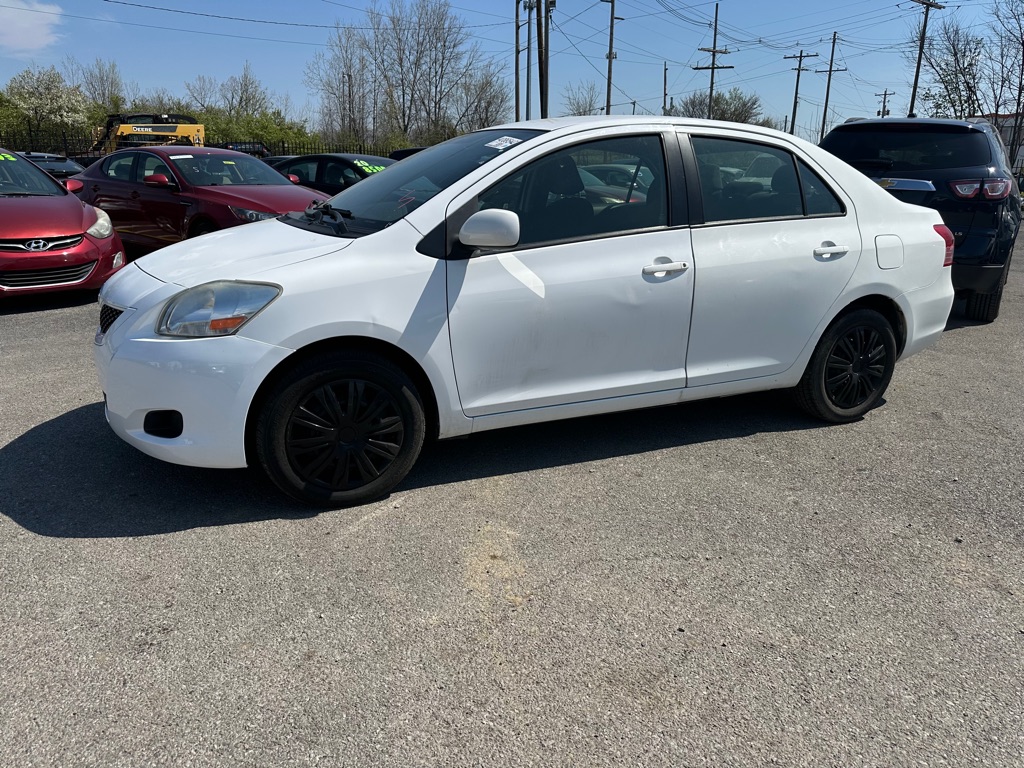 Additional photo of vehicle.