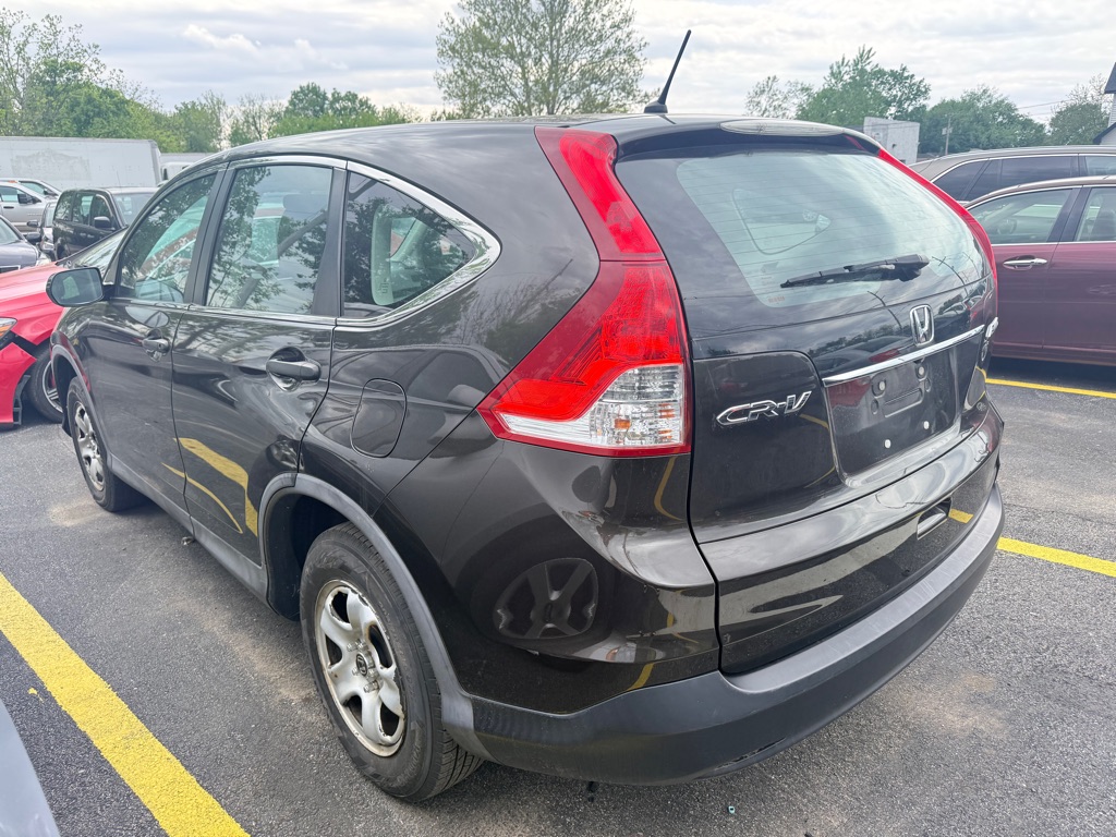 Additional photo of vehicle.