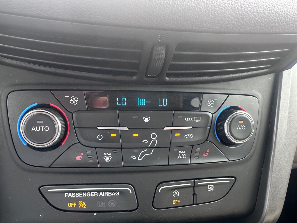 2017 Ford Escape SE - Photo 9