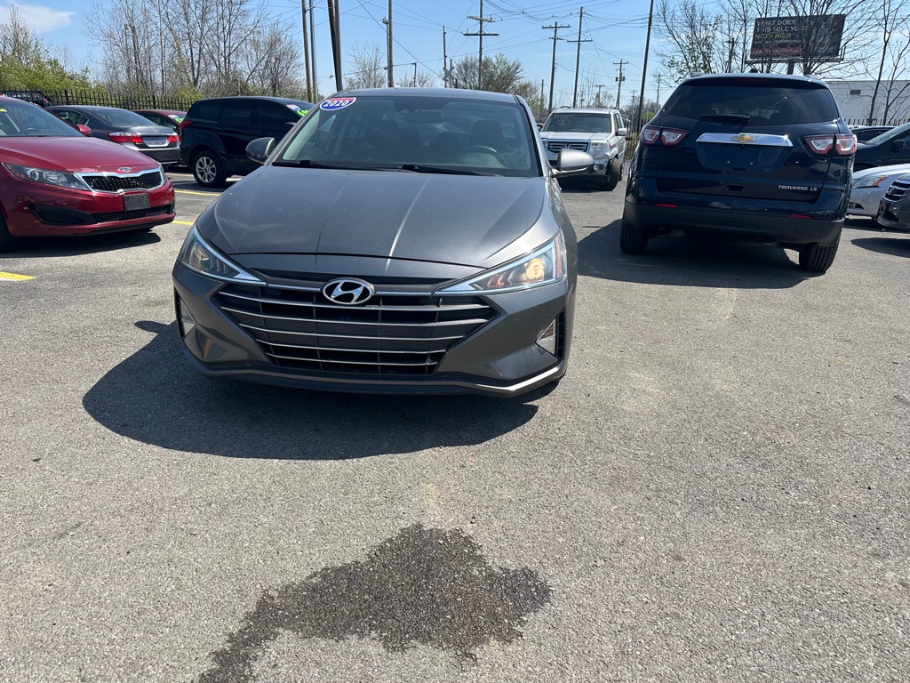 2020 Hyundai Elantra SE