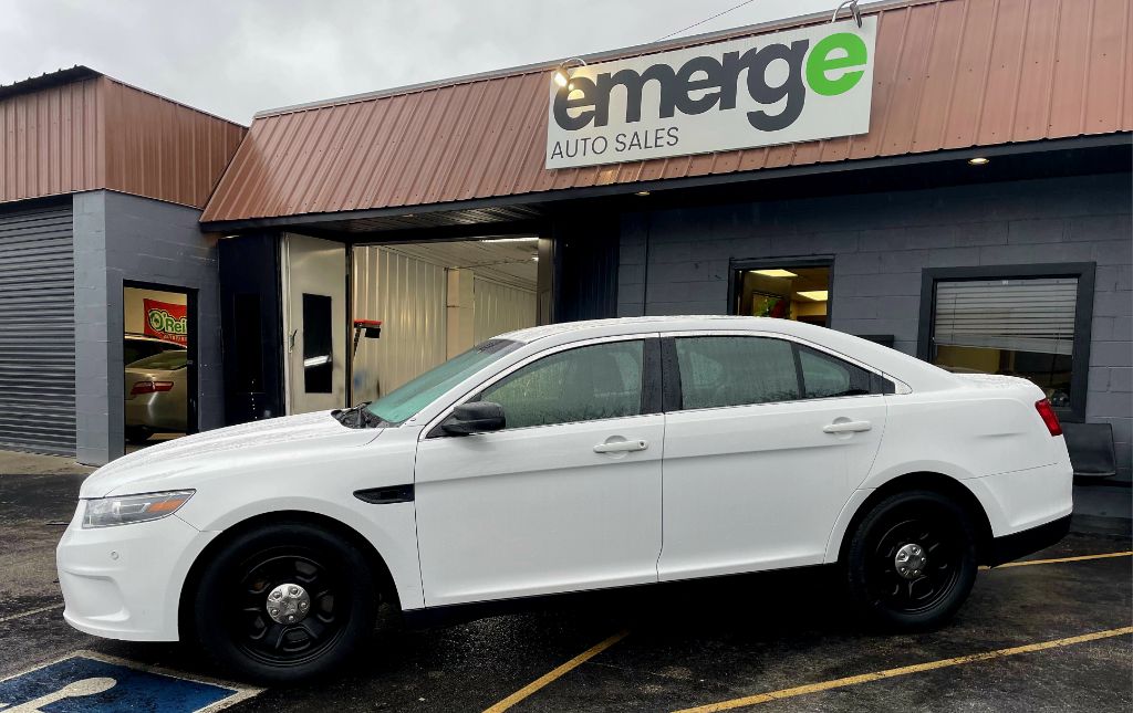 2018 Ford Taurus Base's photo