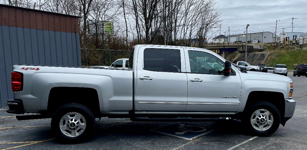 2018 Chevrolet Silverado 2500HD LT's photo