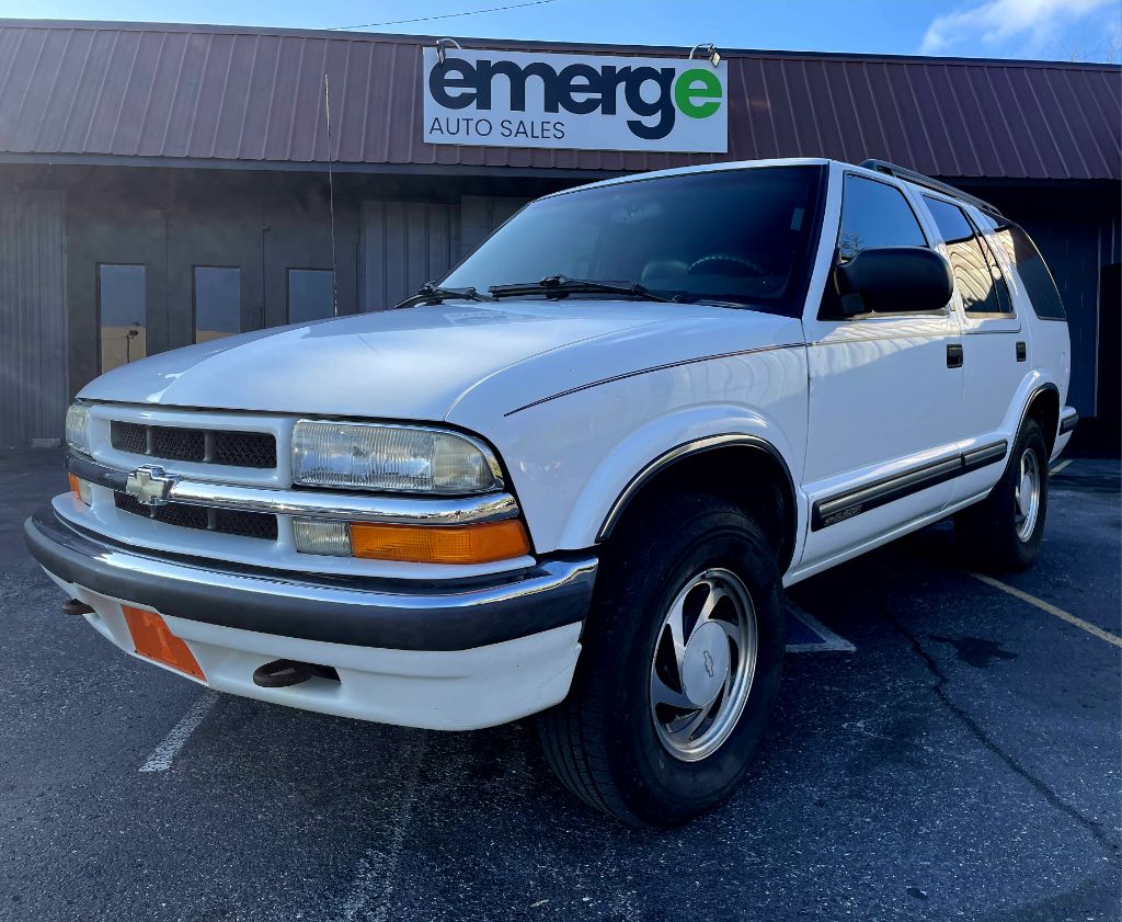 1999 Chevrolet Blazer Base's photo