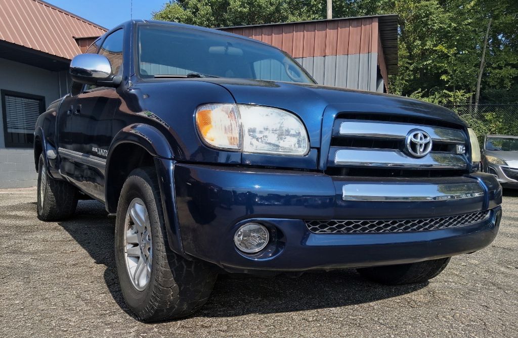Additional photo of vehicle.