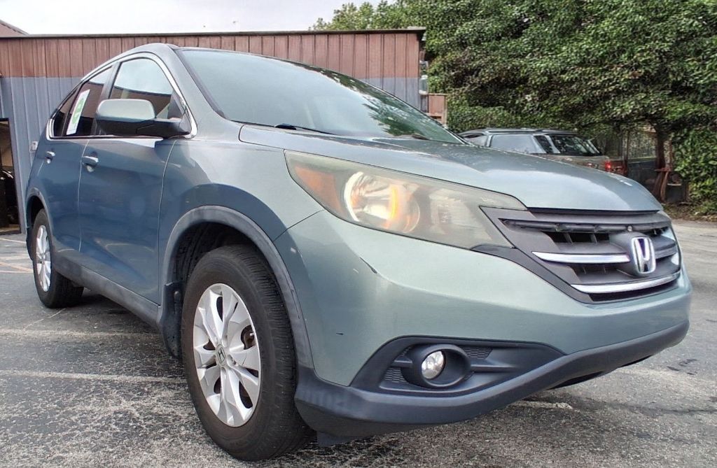 Additional photo of vehicle.