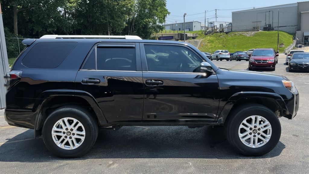 Additional photo of vehicle.