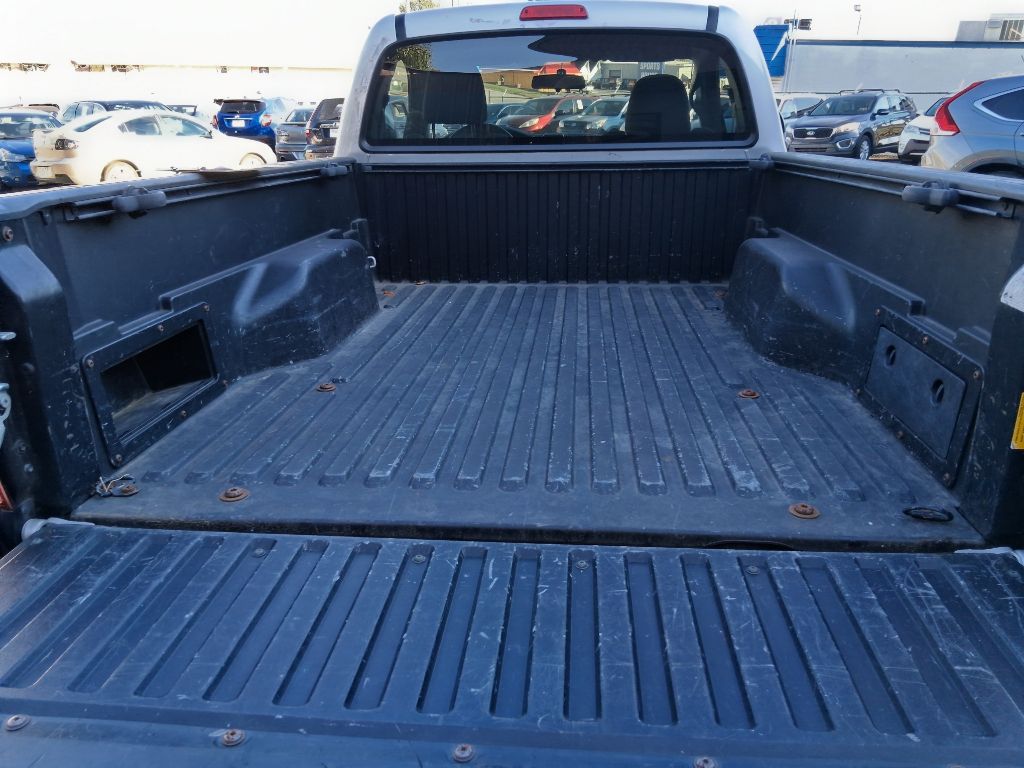 Additional photo of vehicle.