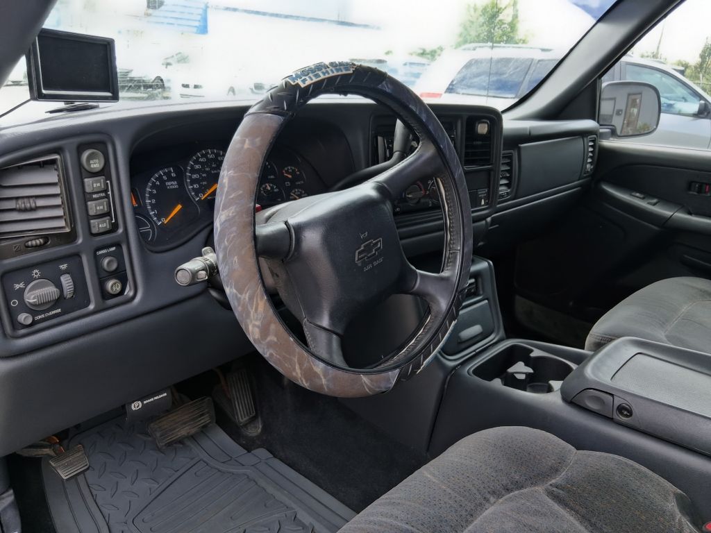 Additional photo of vehicle.
