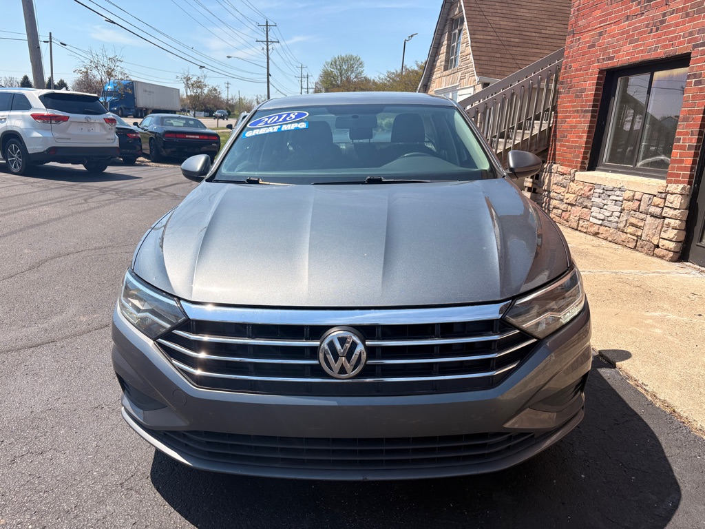 Photo 2 of this VOLKSWAGEN JETTA