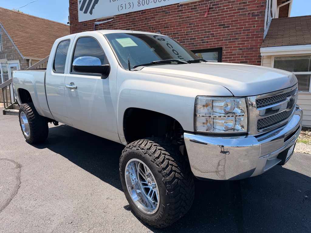 Photo 2 of this CHEVROLET SILVERADO 1500
