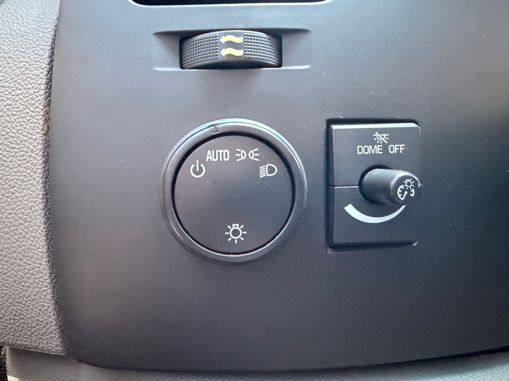 Photo 25 of this CHEVROLET SILVERADO 1500