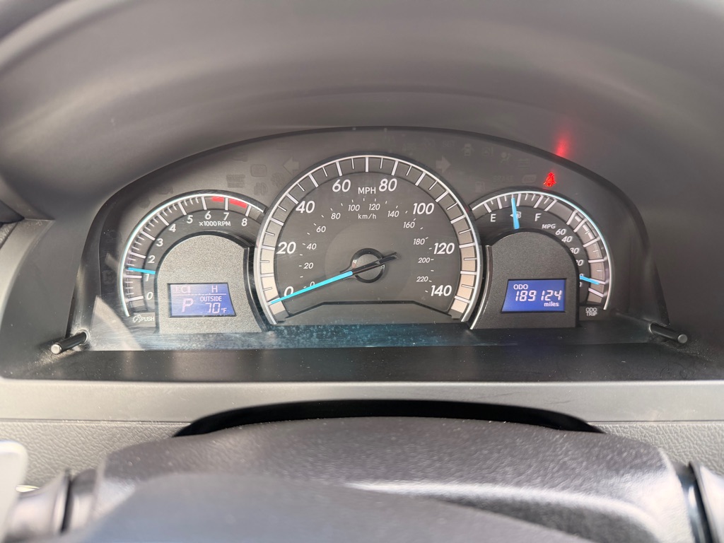 Photo 22 of this TOYOTA CAMRY