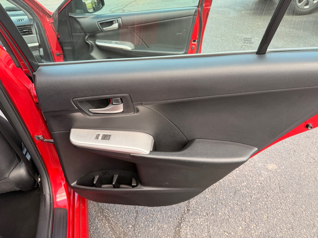Photo 16 of this TOYOTA CAMRY