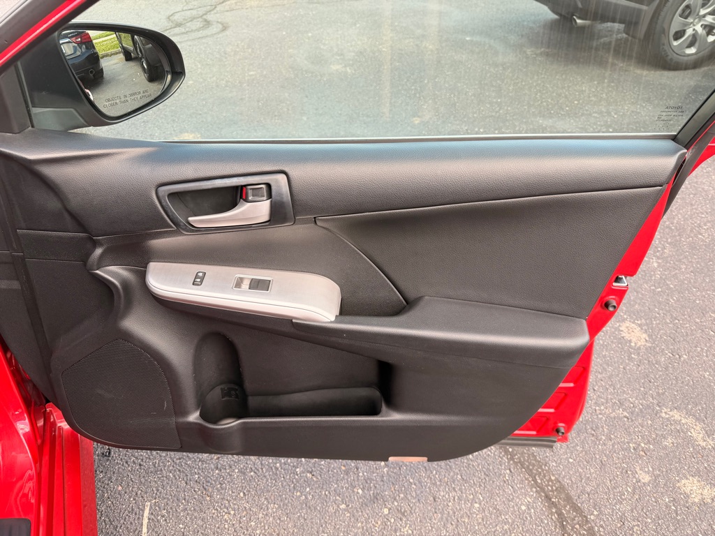 Photo 20 of this TOYOTA CAMRY