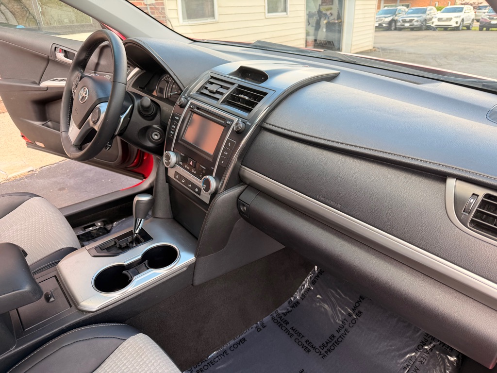 Photo 17 of this TOYOTA CAMRY