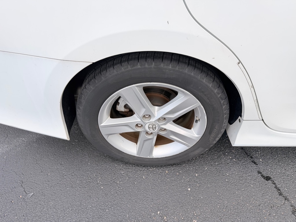 Photo 20 of this TOYOTA CAMRY