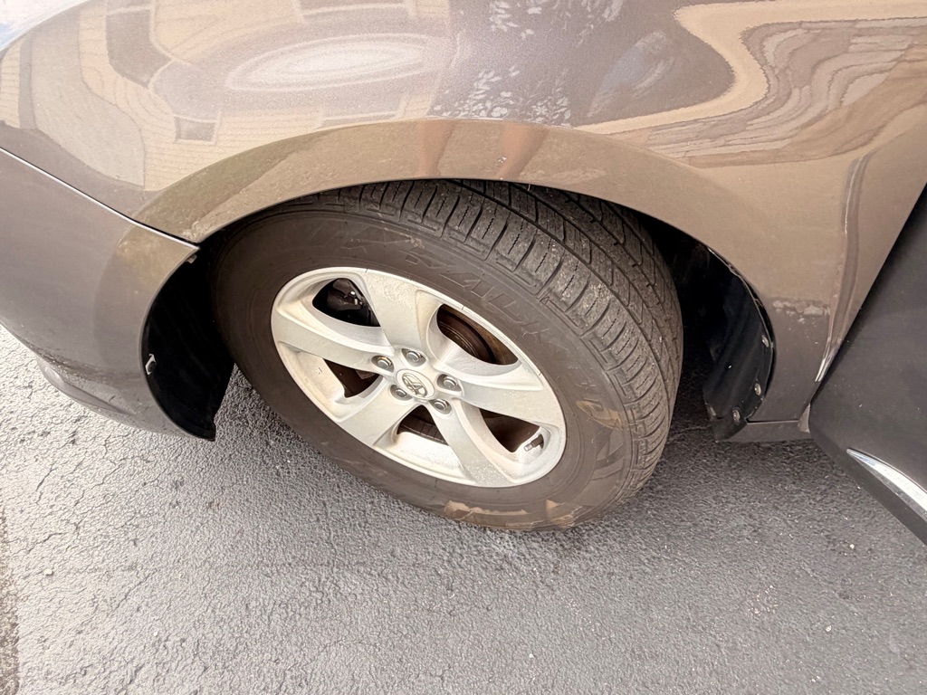 Photo 29 of this TOYOTA SIENNA