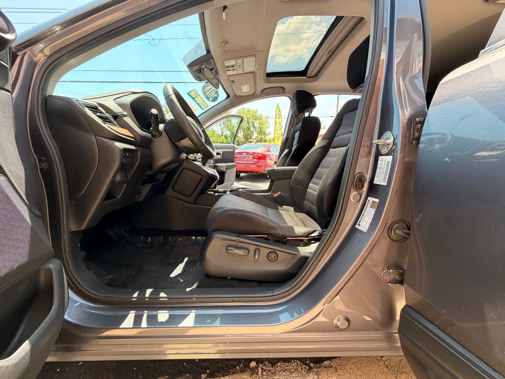 Photo 9 of this HONDA CR-V