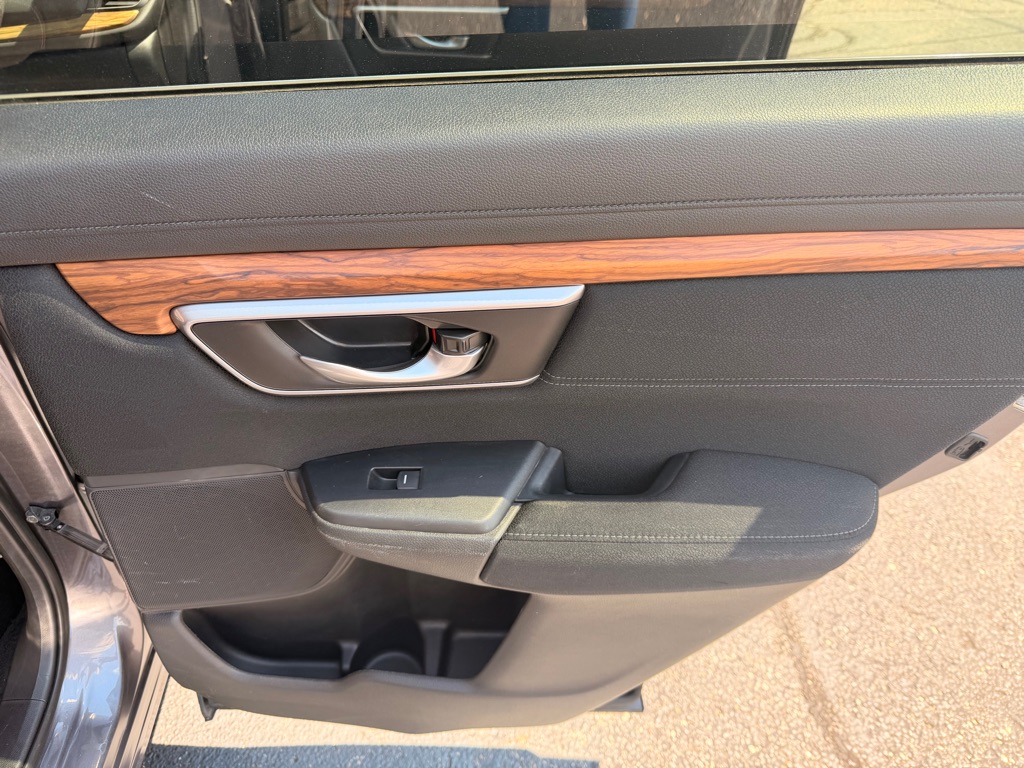 Photo 20 of this HONDA CR-V