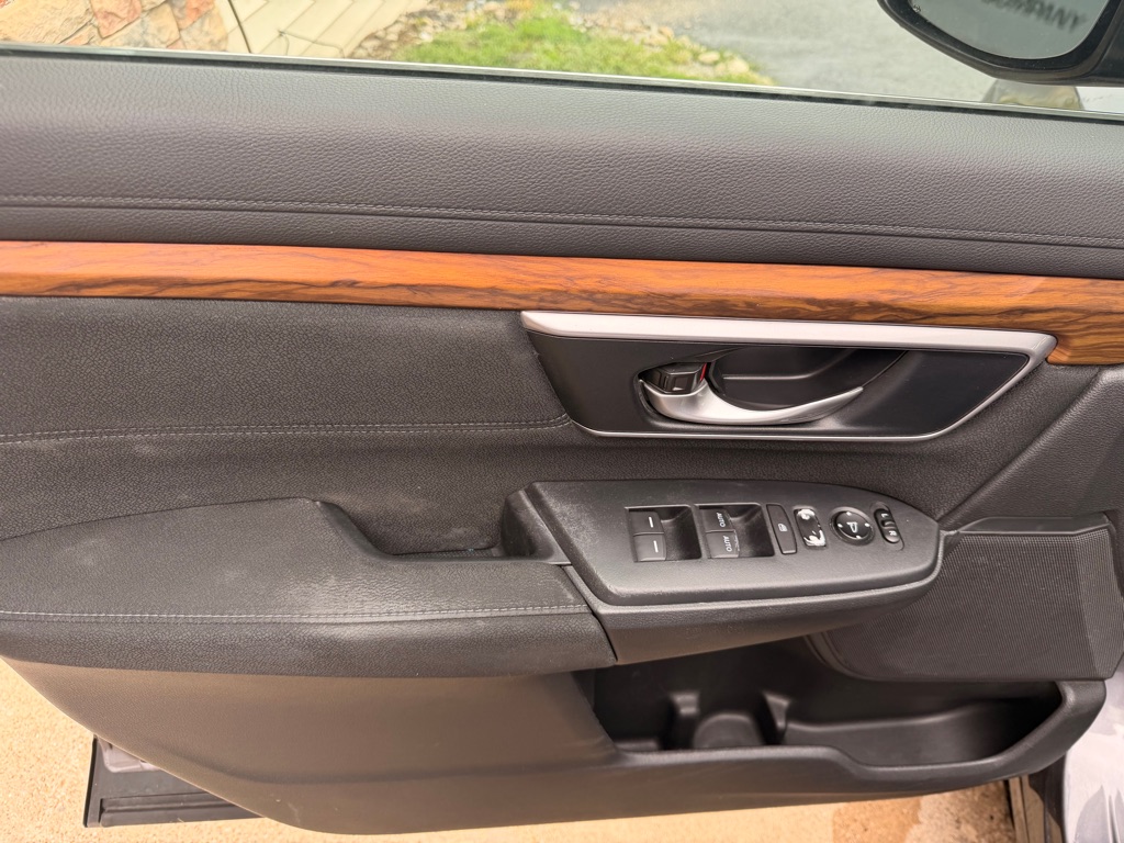 Photo 45 of this HONDA CR-V