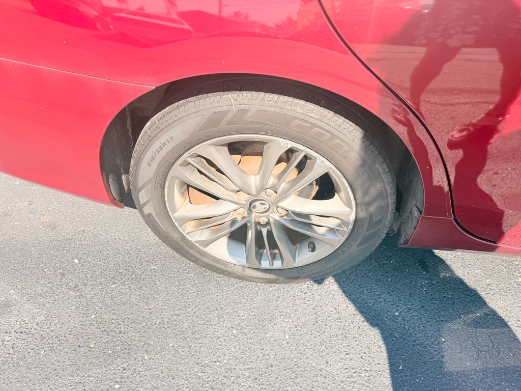 Photo 27 of this TOYOTA CAMRY