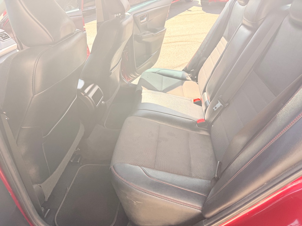 Photo 12 of this TOYOTA CAMRY