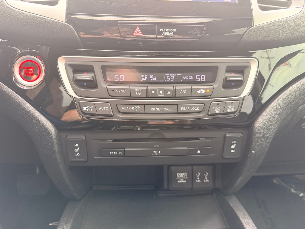 Photo 30 of this HONDA PILOT