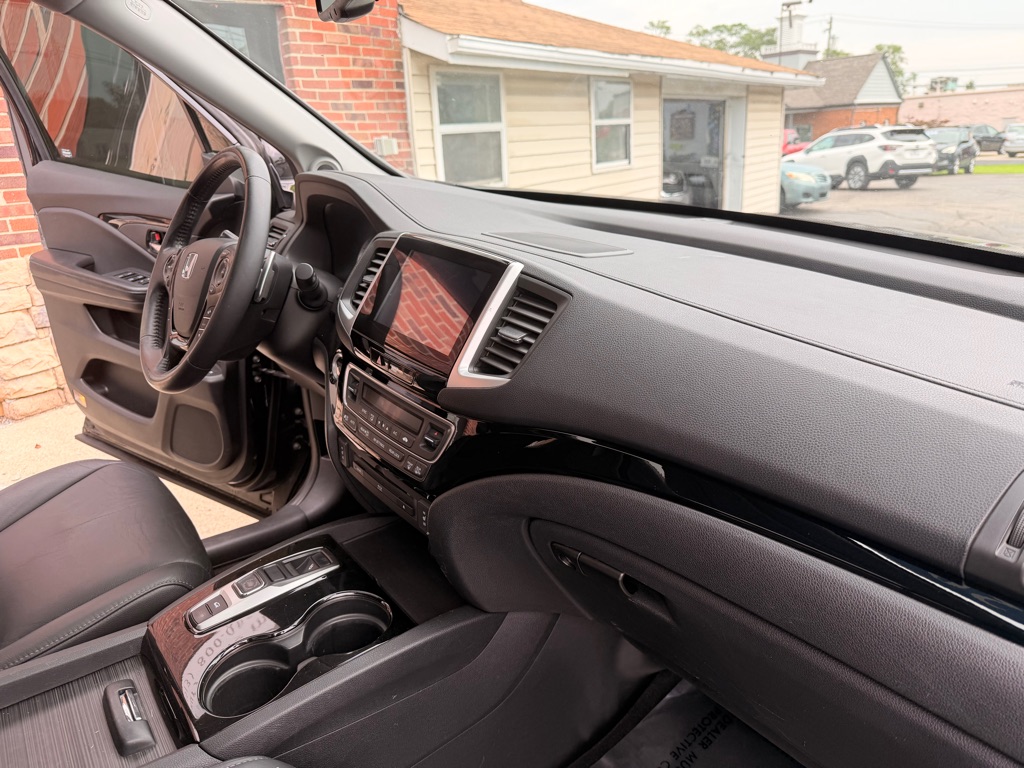 Photo 19 of this HONDA PILOT