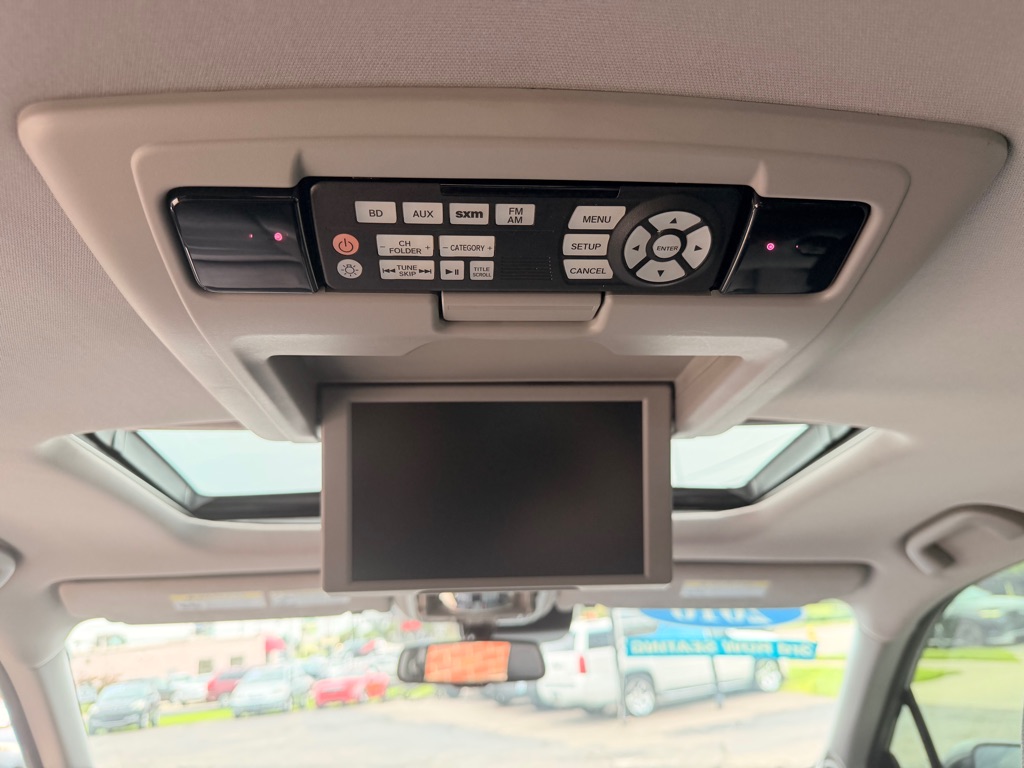 Photo 33 of this HONDA PILOT