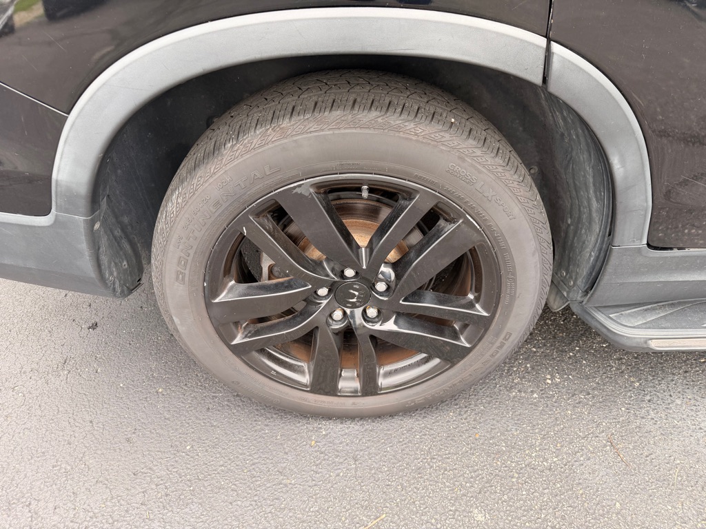 Photo 39 of this HONDA PILOT