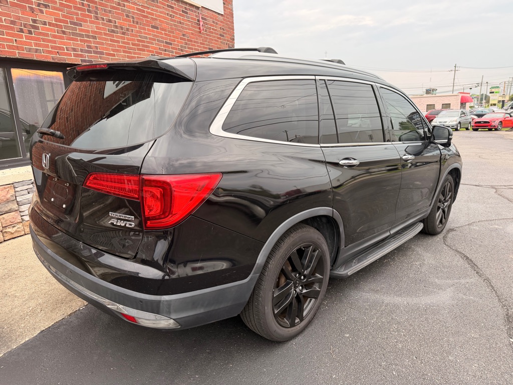 Photo 7 of this HONDA PILOT